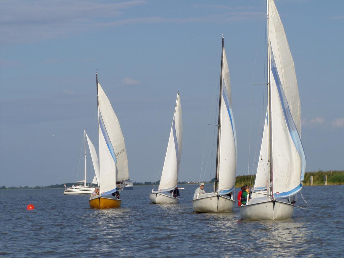 Das Mittelpunkt Mörbisch am See Exteriér fotografie